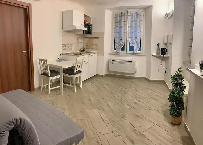 Modern Flat In The Historic Center